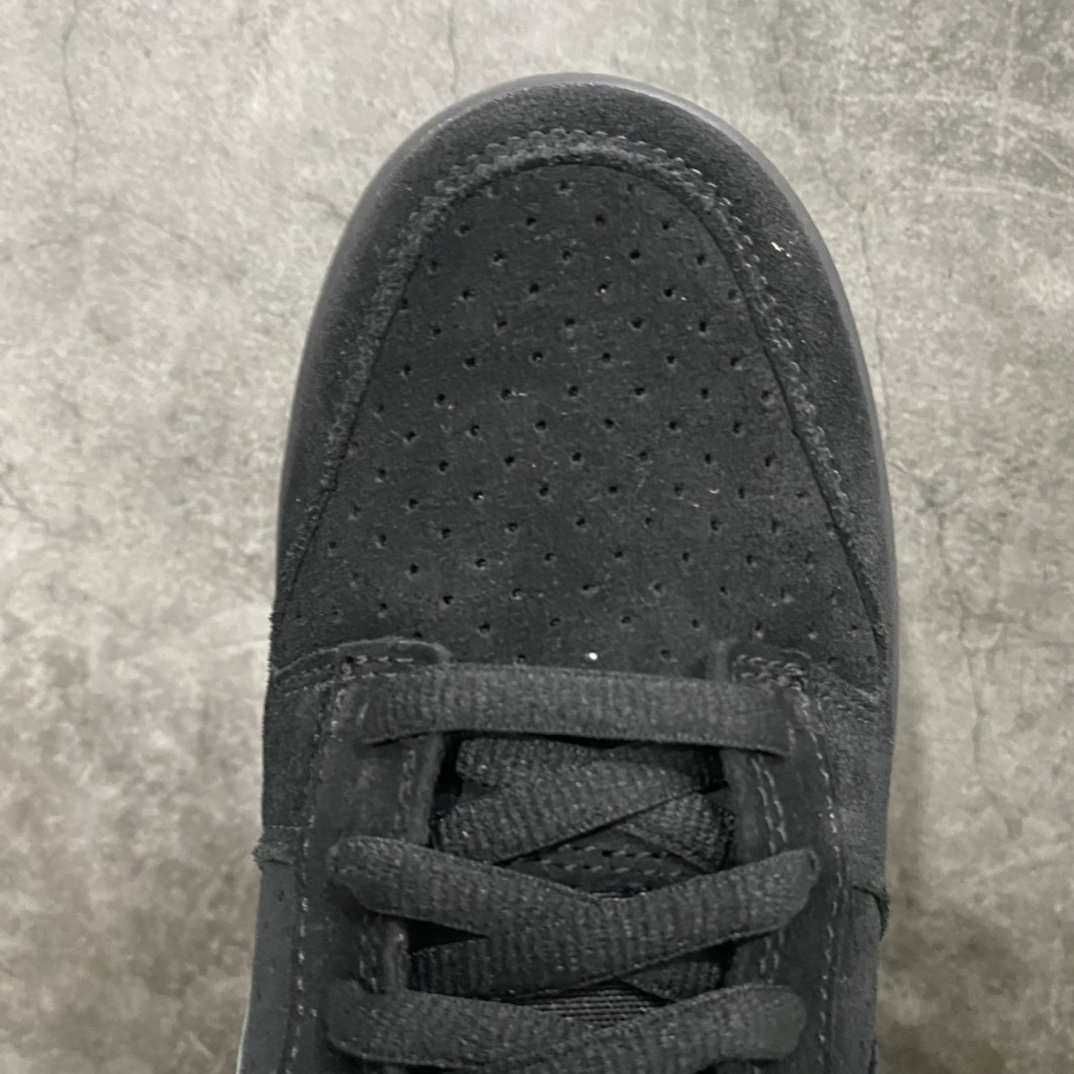 图片[5]-神版纯原Dunk x Undefeated 五道杠联名 纯黑DO9329-001 市场顶级版本 采用原厂皮料 无色差 鞋型多次修改成型，区别市场版本 尺码：36-47.5-选品中心