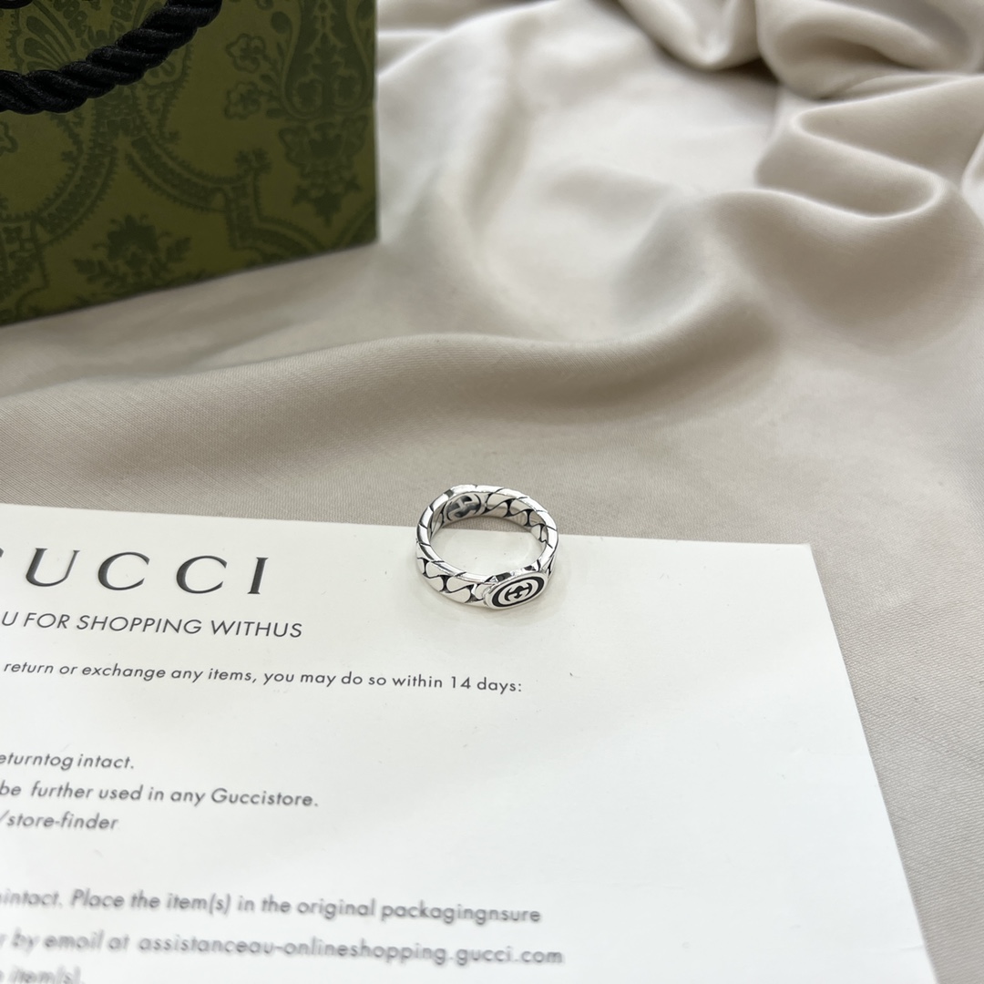 NO:101899,Gucci sterling silver double G interlocking wide version ring Size 12# 14# 16# 18# 20# 22# 24# No. R0067, Gucci ring, gucci, gucci, ring, pure silver19860909Gucci古驰纯银双G互扣式宽版戒指 尺寸12# 14# 16# 18# 20# 22# 24# 编号R0067,古驰戒指,gucci,gucci,ring,pure silver,Jewelry