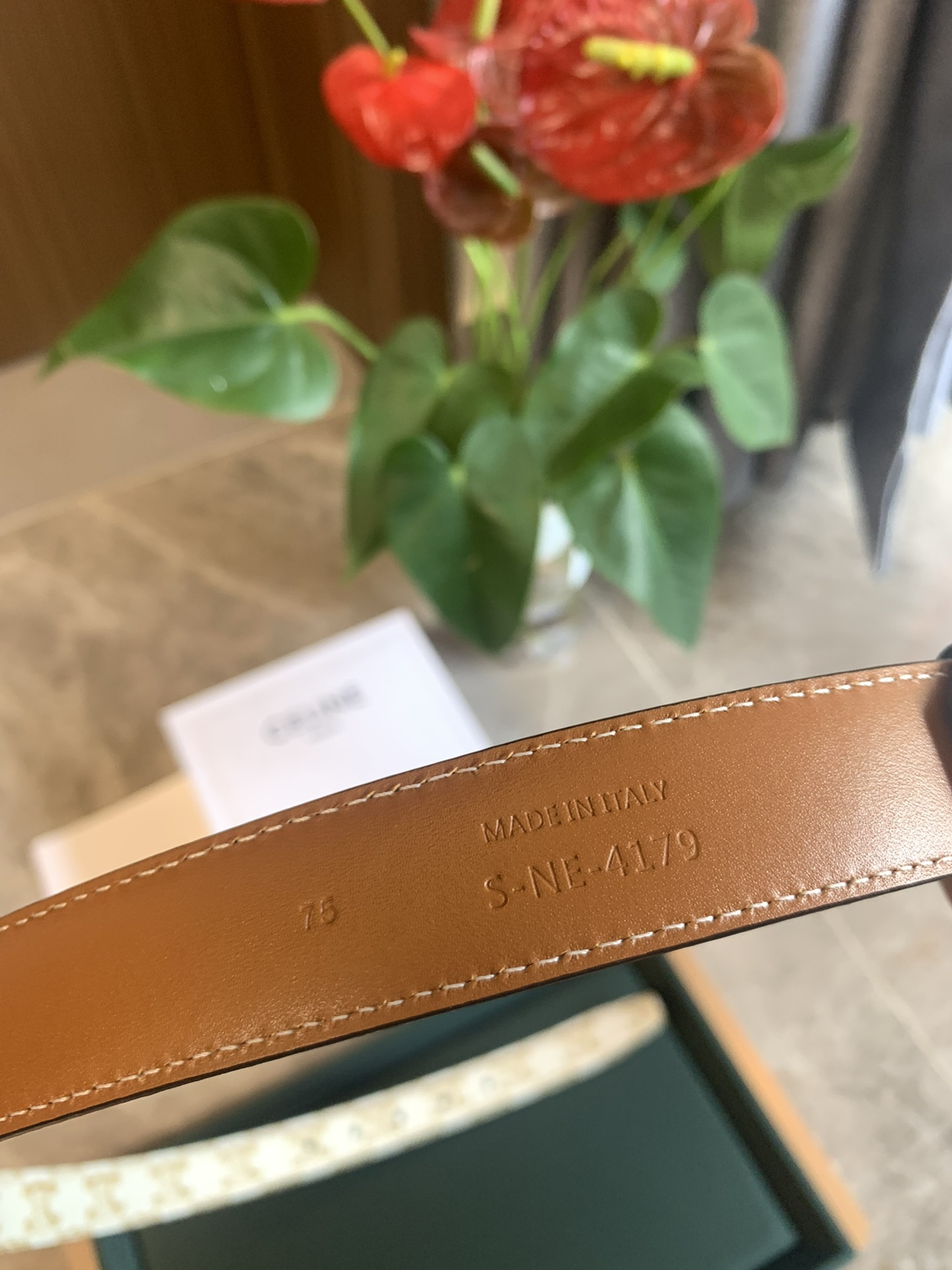 🉐️ CÉLINE 赛琳新款🆕 凯旋门腰带 TRIOMPHE 光滑小牛皮腰带 对版溜金金属件 宽2.5c