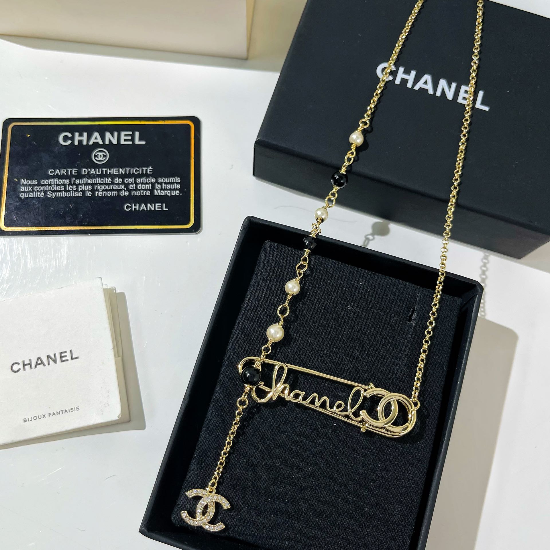 新款☑️CHANEL香奈儿双c流苏珍珠别针🧷项链