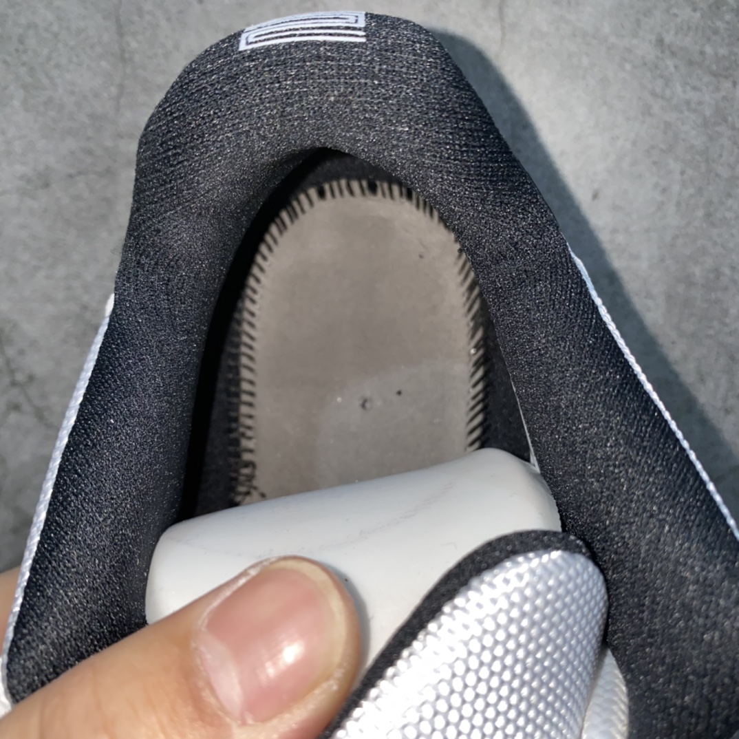 图片[8]-外贸版本AJ11黑白康扣低帮 目前我见过市场最好的版本之一 漆皮皮料 清洁度 鞋型 刺绣都没得挑 主要价格也很合理，可以卖高价的版本！ 尺码：40-47.5 十几个配色陆续上新-选品中心