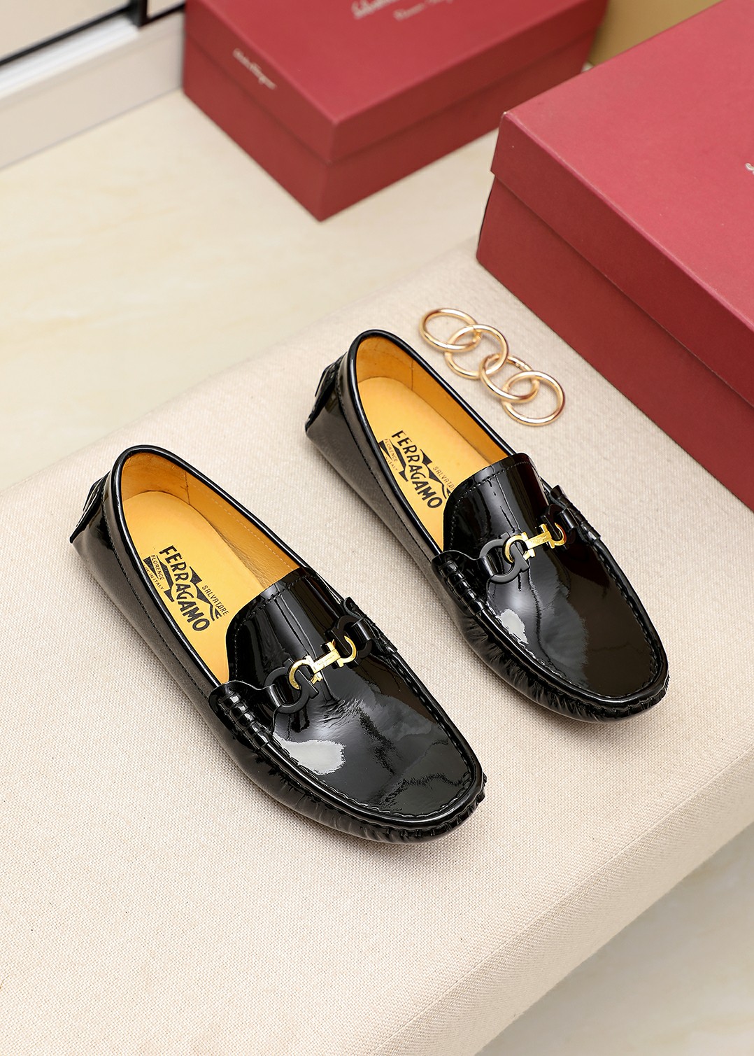 I0  菲拉格慕豆豆鞋男士潮款✅时尚休闲驾车便鞋休闲鞋 进口意大利牛皮面料 [玫瑰]超滑质感 吸汗透气 真皮内里✅ 法国乐福套脚设计风格 👟 原版耐磨防滑软底 🎉低调大方 上脚效果超赞..男鞋