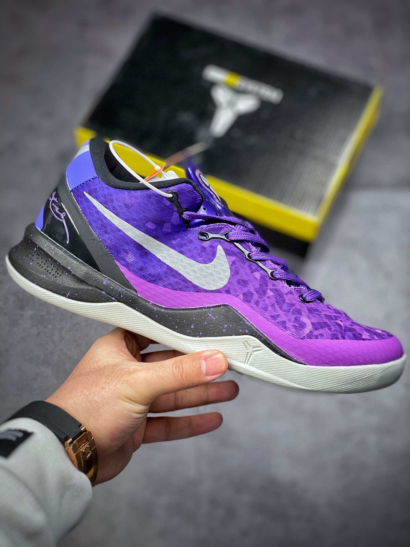 260  DF实战版Kobe 8  PⅠayoffs“PurpⅠe PⅠatinum”渐变紫 555035-500