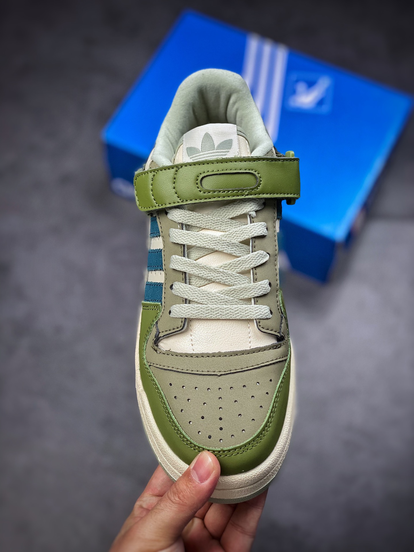 180  阿迪达斯 Adidas Forum 84 Low OG 低帮百搭潮流休闲运动板鞋 GX4545