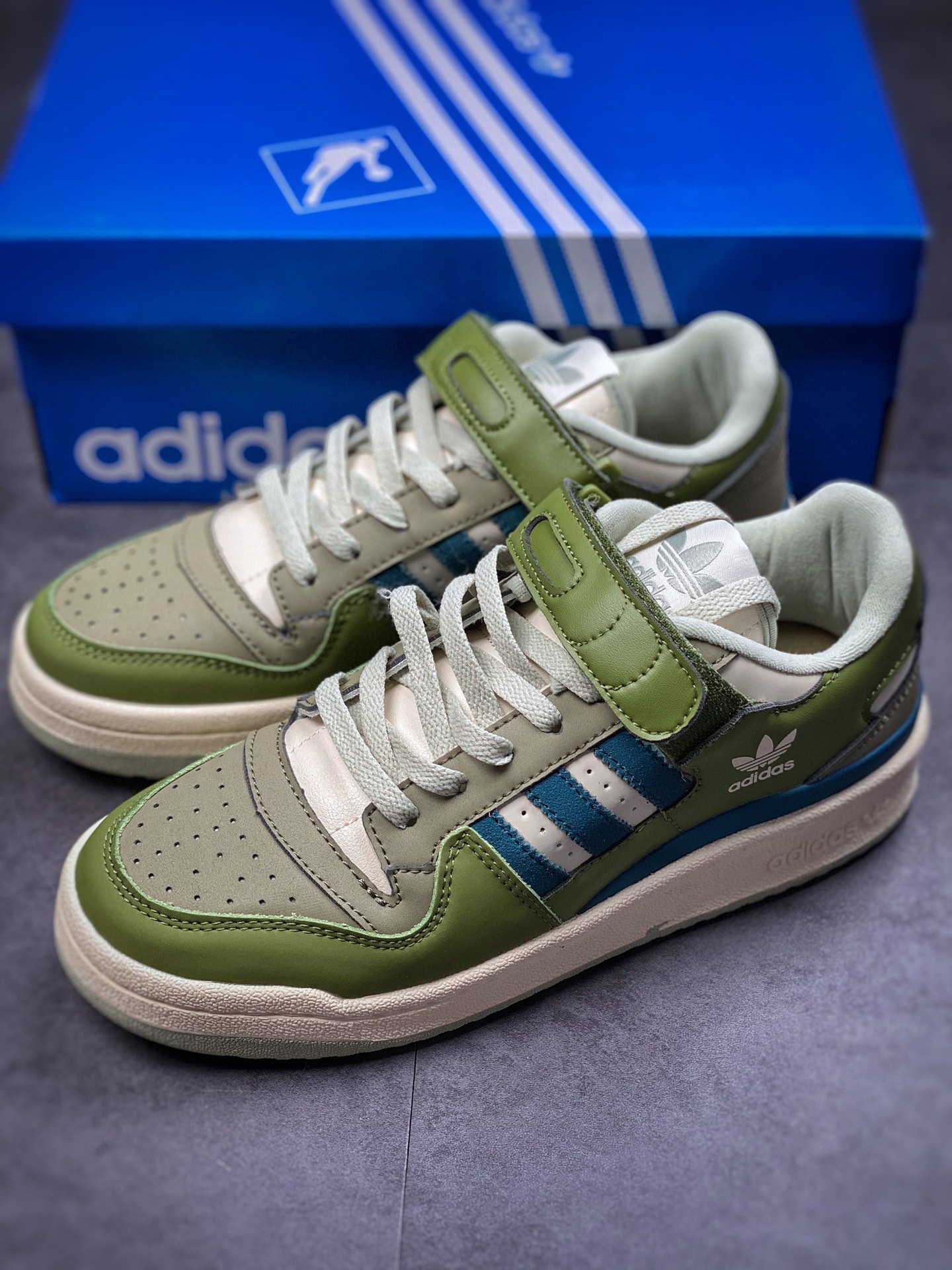 180  阿迪达斯 Adidas Forum 84 Low OG 低帮百搭潮流休闲运动板鞋 GX4545
