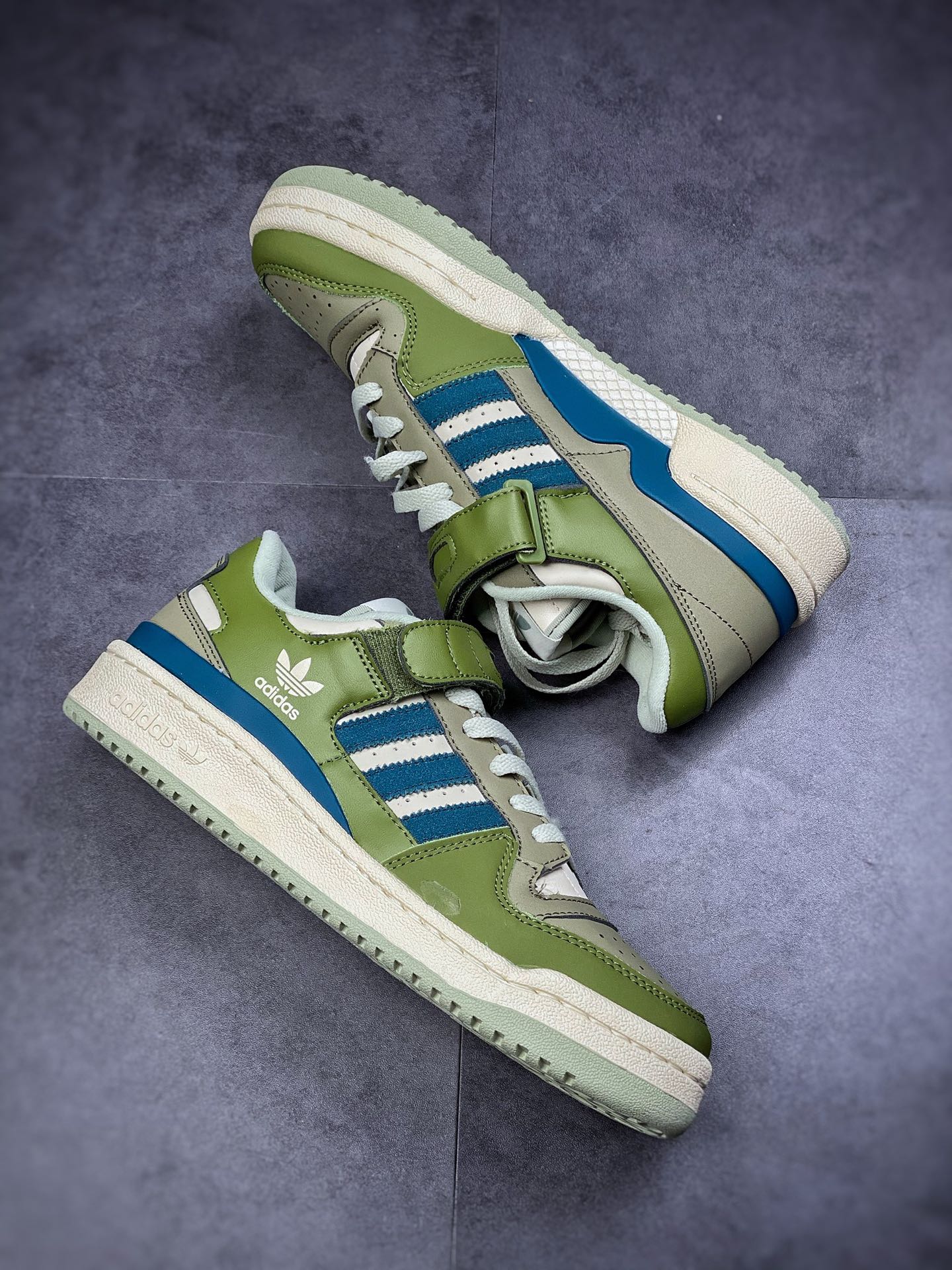 180  阿迪达斯 Adidas Forum 84 Low OG 低帮百搭潮流休闲运动板鞋 GX4545