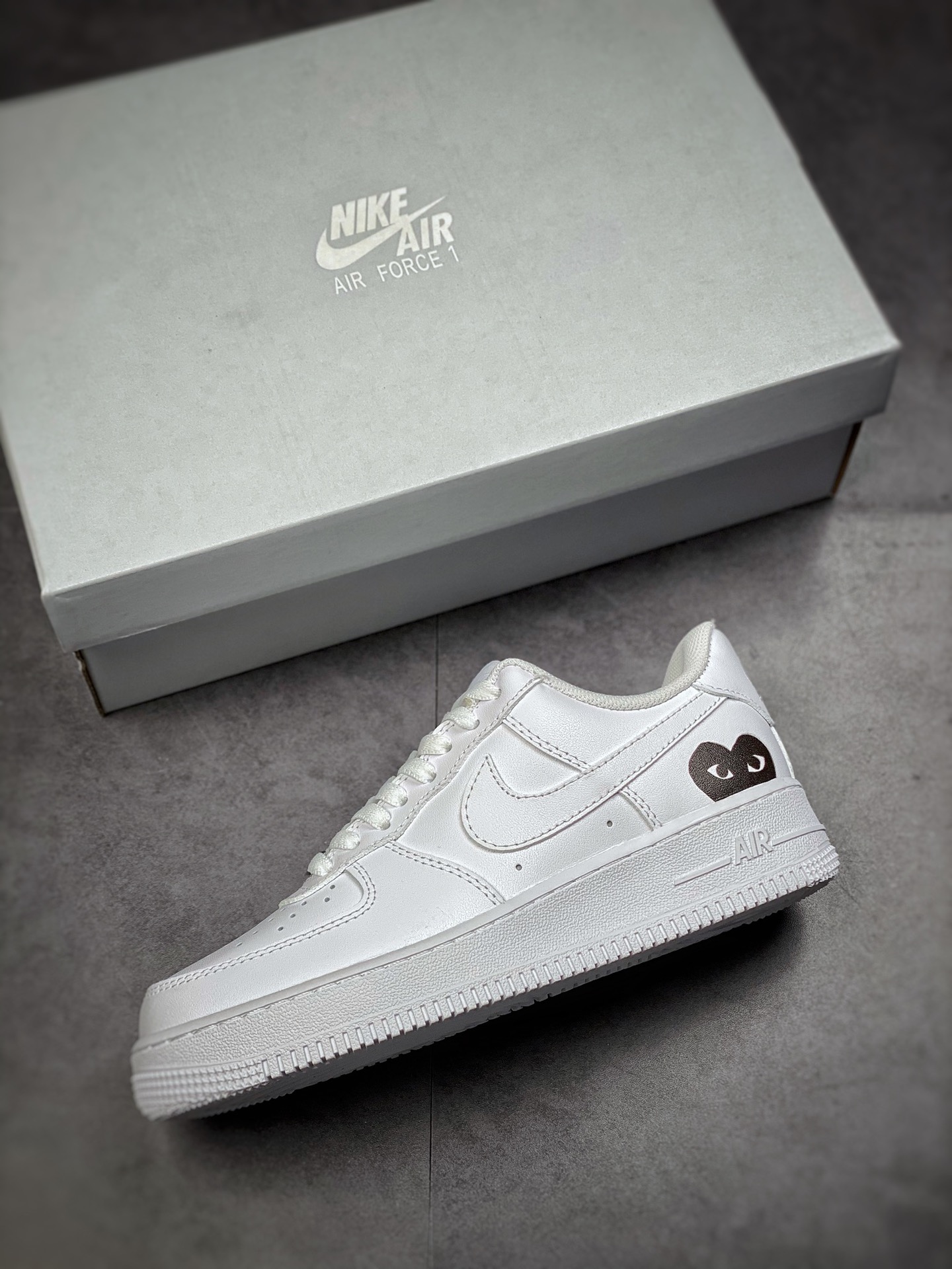 200  Nike Air Force 1 Low 07 x 川久保玲Comme des Garcons Play  原楦头原纸板 315122-111
