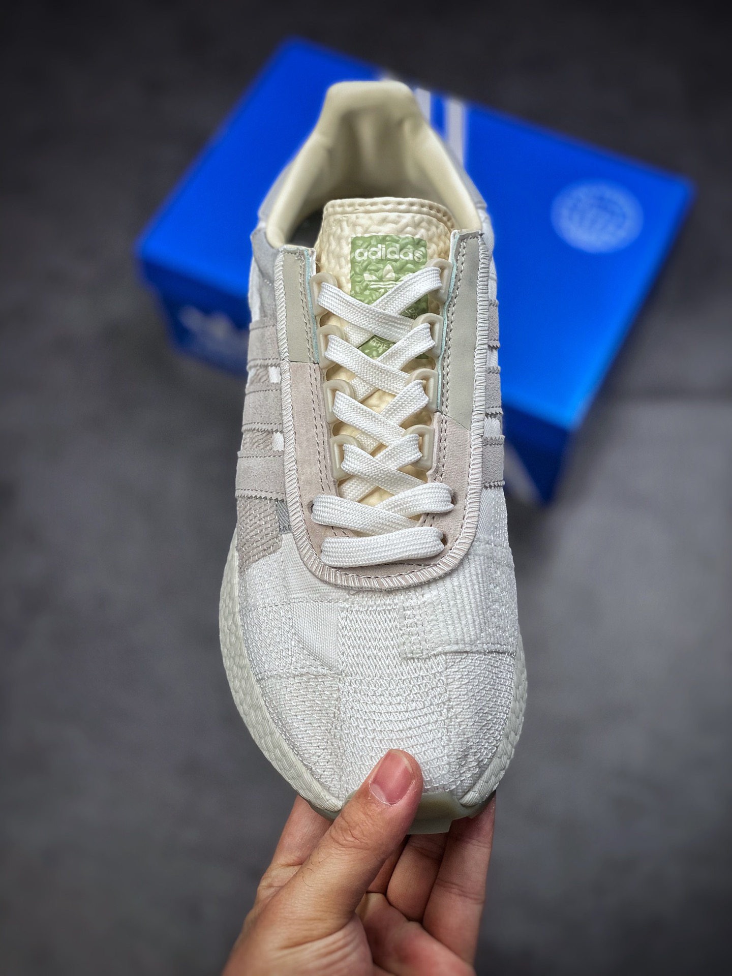 200  adidas Racing 1 Boost Prototype  速度轻盈复古系列 百搭透气运动慢跑鞋 GW6186
