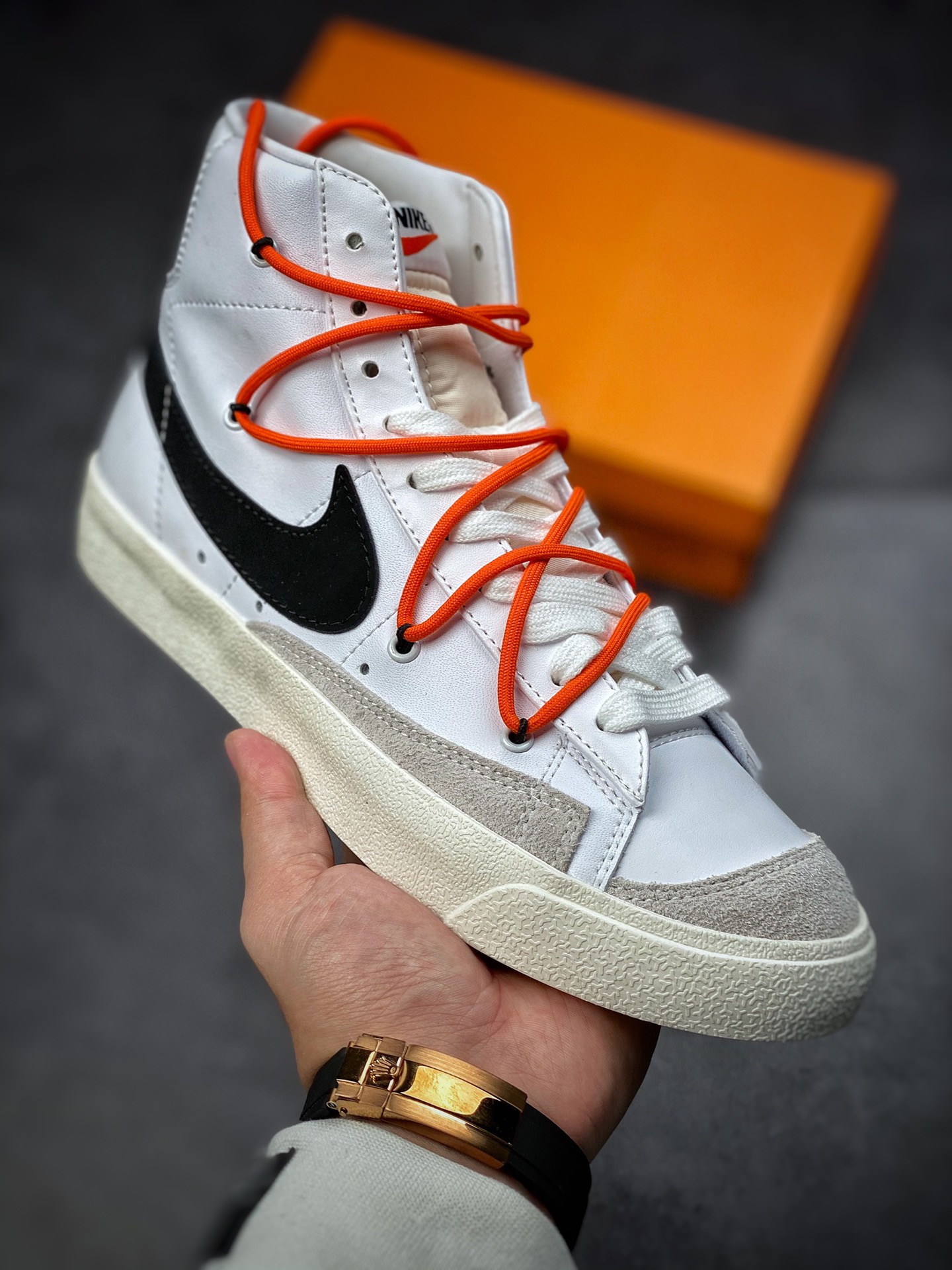 180  Nike Blazer Mid ’1977 Vintage”White/Black/Grey/Orange”经典开拓者高帮 BQ6806-100