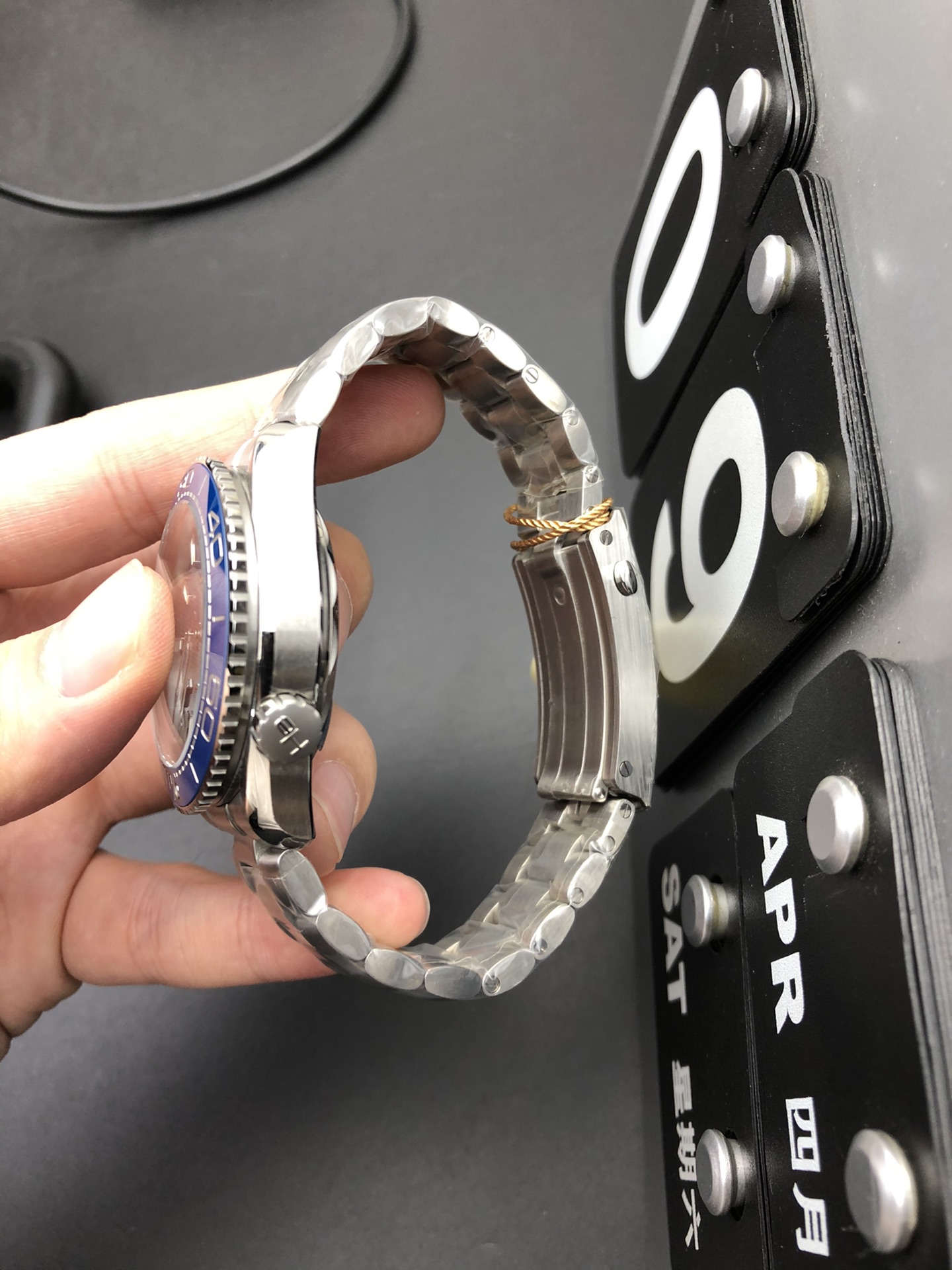 Omega 海马600 43.5