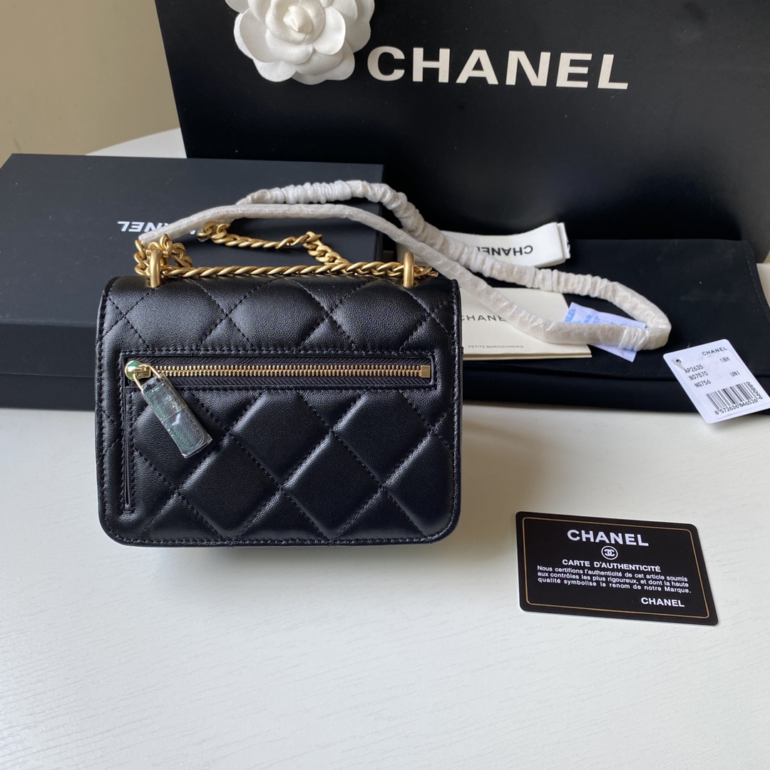 Chanel 新品mili款到货 小羊皮面料搭配最新款luogo、最新设计超搭配