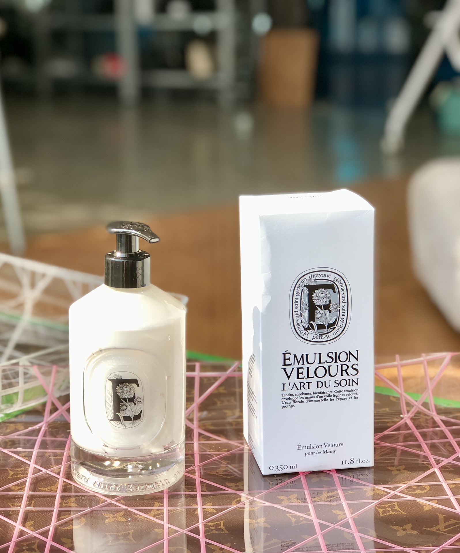 70! 🔥🔥🔥 Muy adecuado para quienes se acercan por primera vez a Diptyque, o para chicas que quieren probar fragancias…