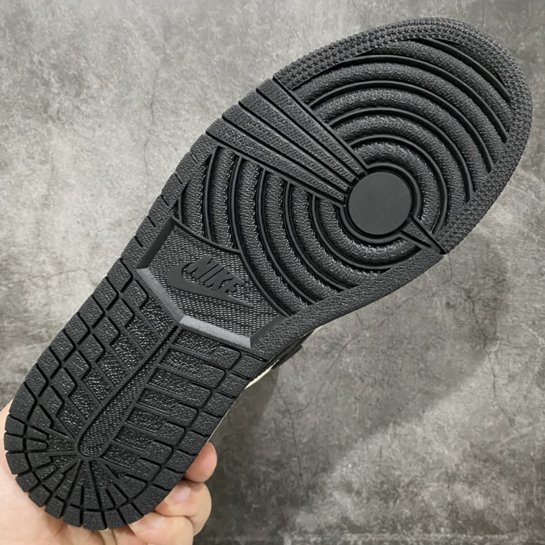 图片[8]-莞产纯原AJ1小倒钩男鞋 原厂皮料 正确鞋型 完美后跟收腰 勾子做工秒杀市场各种所谓纯原，高价零售必推版本 实拍是男鞋 尺码：40.5-47.5-选品中心