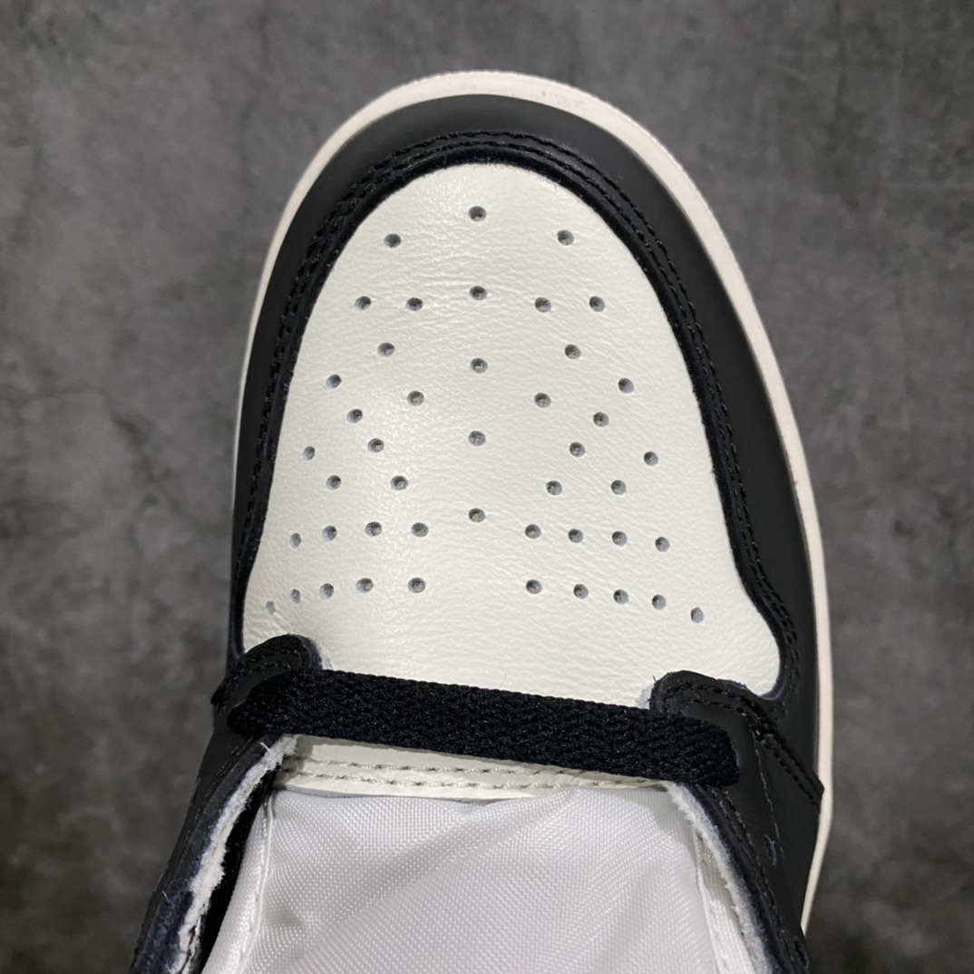 图片[5]-莞产纯原AJ1小倒钩男鞋 原厂皮料 正确鞋型 完美后跟收腰 勾子做工秒杀市场各种所谓纯原，高价零售必推版本 实拍是男鞋 尺码：40.5-47.5-选品中心