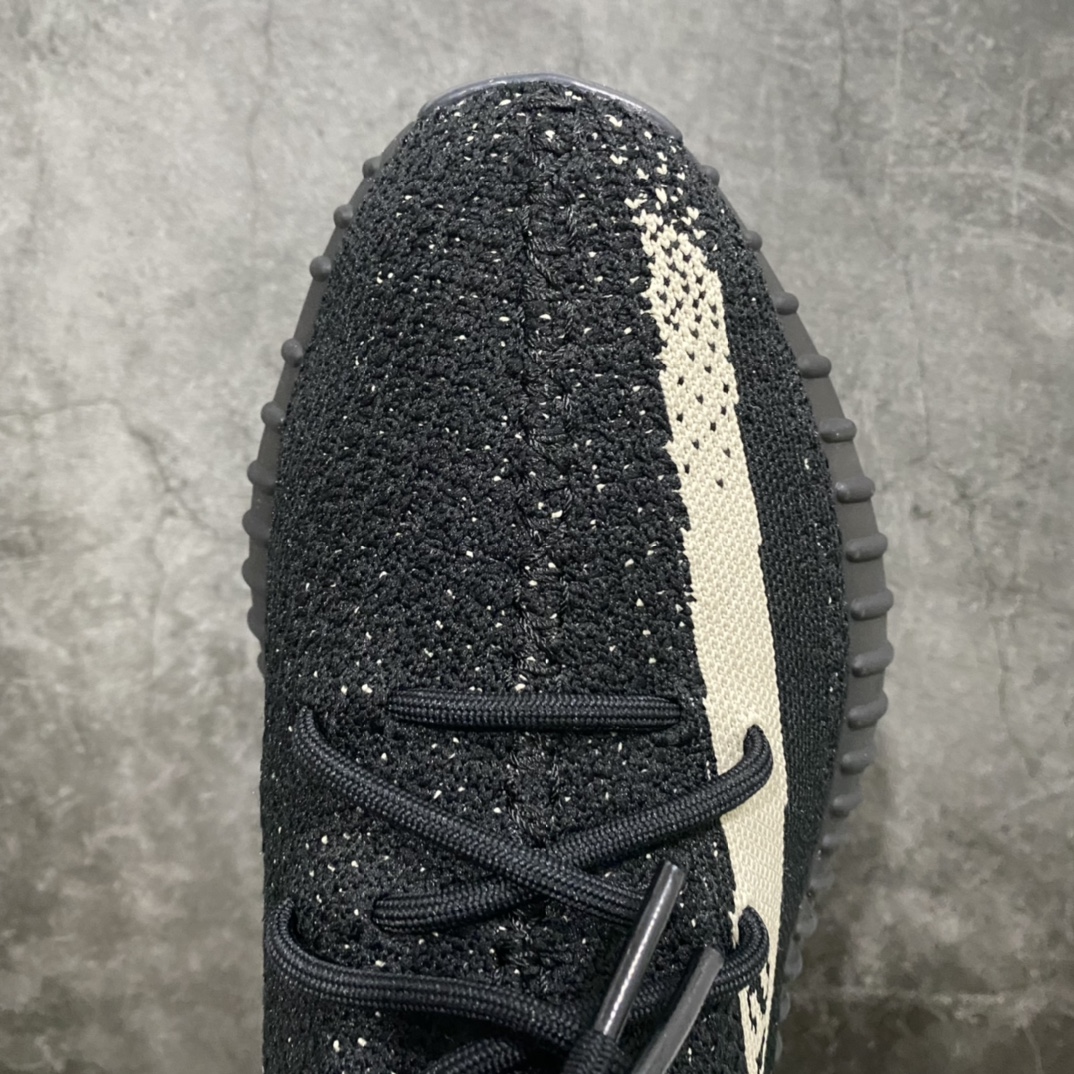 图片[5]-LW老汪版本 Yeezy350v2 2022新版BY1604 新版黑白和老版还有有些差别的 此配色老汪版本依旧是巅峰品质 无可对抗 尺码：36-47-选品中心
