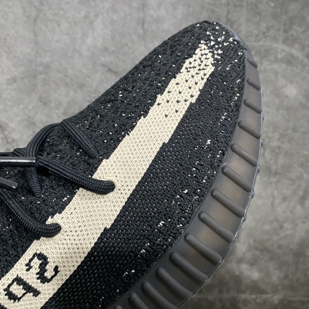 图片[6]-LW老汪版本 Yeezy350v2 2022新版BY1604 新版黑白和老版还有有些差别的 此配色老汪版本依旧是巅峰品质 无可对抗 尺码：36-47-选品中心