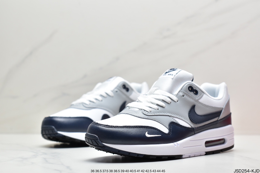 200 Nike Air Max 1配以白色，深绿色，狼灰色和黑色配色DH4059-100