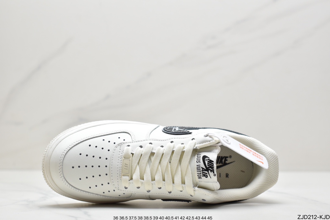 240 NK Air Force 1 Low ’07 米棕色 空军一号低帮休闲板鞋 KV3696