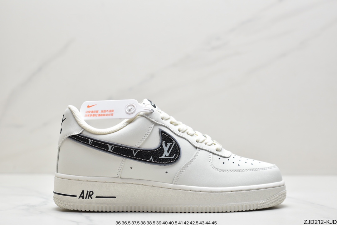 240 NK Air Force 1 Low ’07 米棕色 空军一号低帮休闲板鞋 KV3696