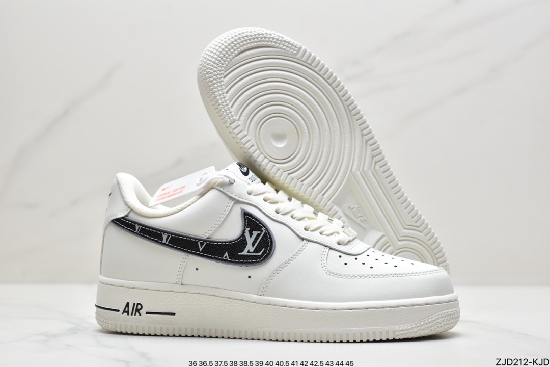240 NK Air Force 1 Low ’07 米棕色 空军一号低帮休闲板鞋 KV3696