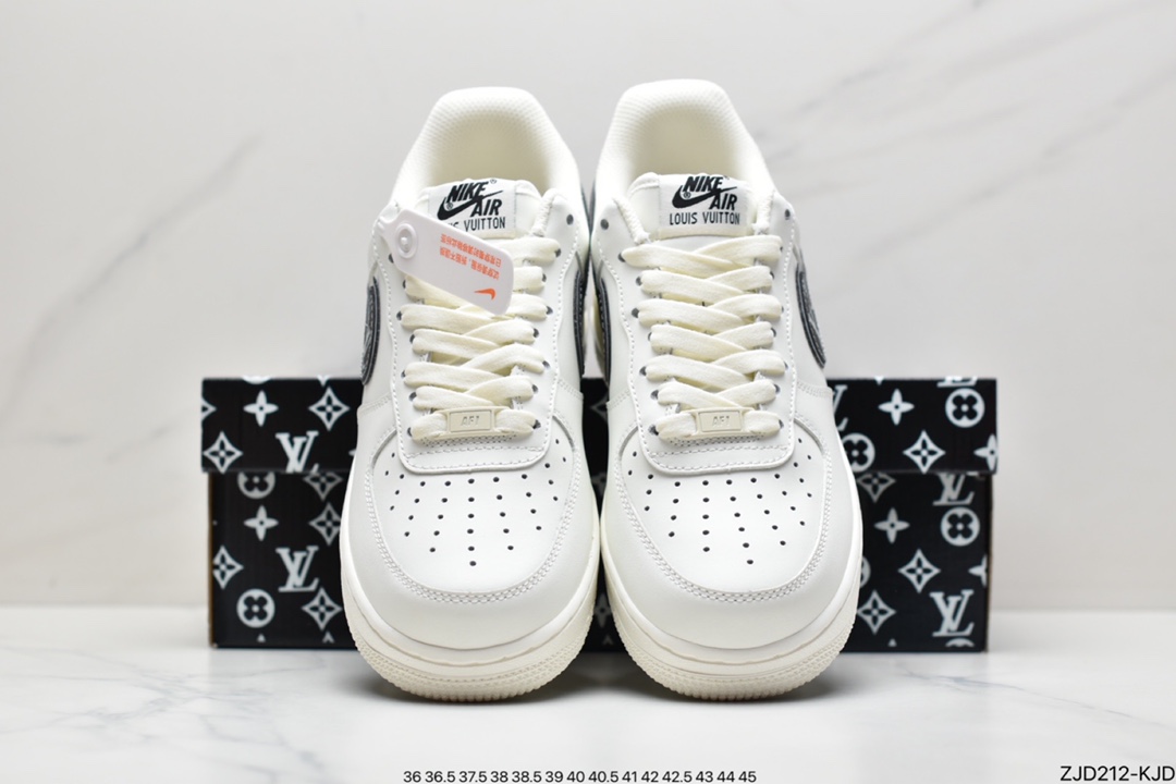 240 NK Air Force 1 Low ’07 米棕色 空军一号低帮休闲板鞋 KV3696