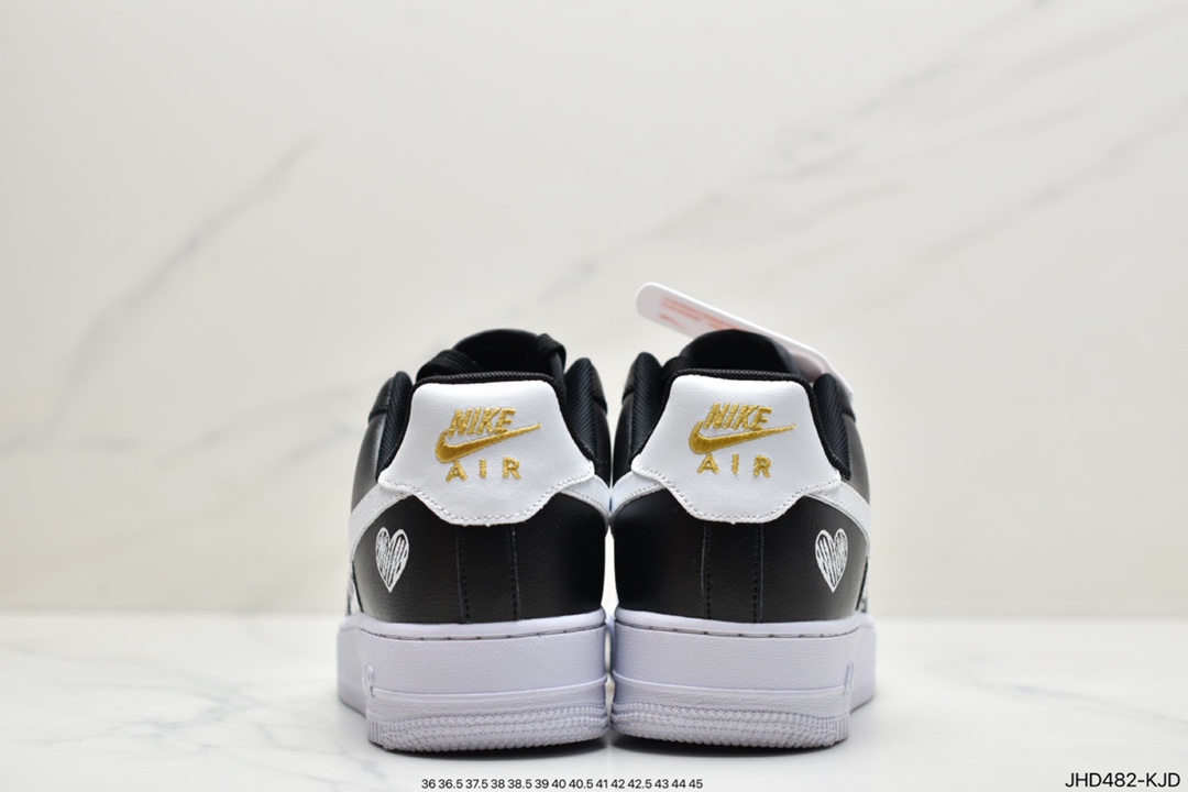 190 耐克Nike Air Force 1 ’07 空军一号低帮休闲板鞋 AA1726