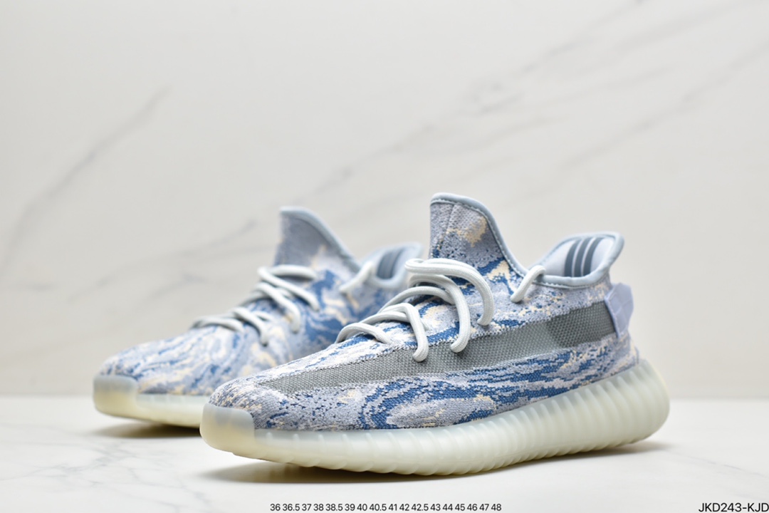 160 联乘侃爷Kanye West x Adidas Yeezy Boost 350 V2”Light” 棉花白百搭轻便慢跑鞋GW3775