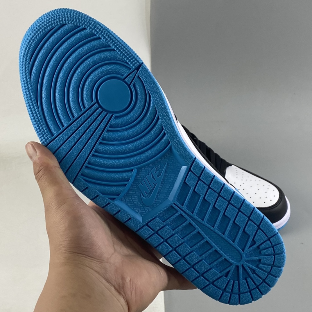 P180  Air Jordan 1 Low AJ1低帮时尚休闲板鞋 CZ0790-104