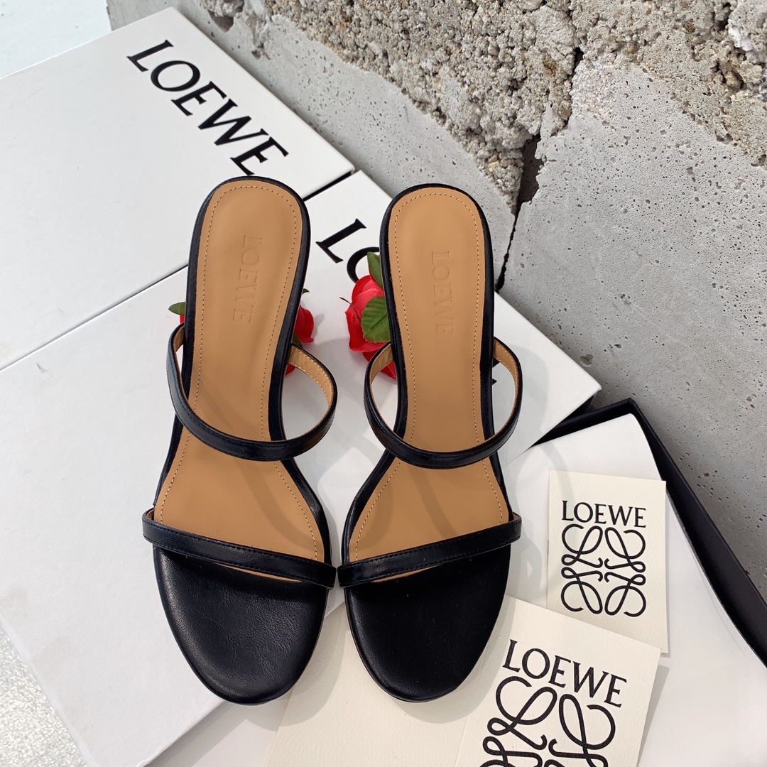 Loewe 2022 Sandals: Unique Designs Inspired by Everyday Objects - 图片 3