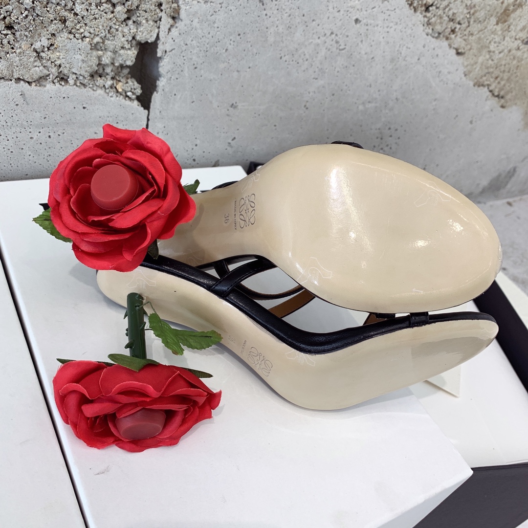 Loewe 2022 Sandals: Unique Designs Inspired by Everyday Objects - 图片 8