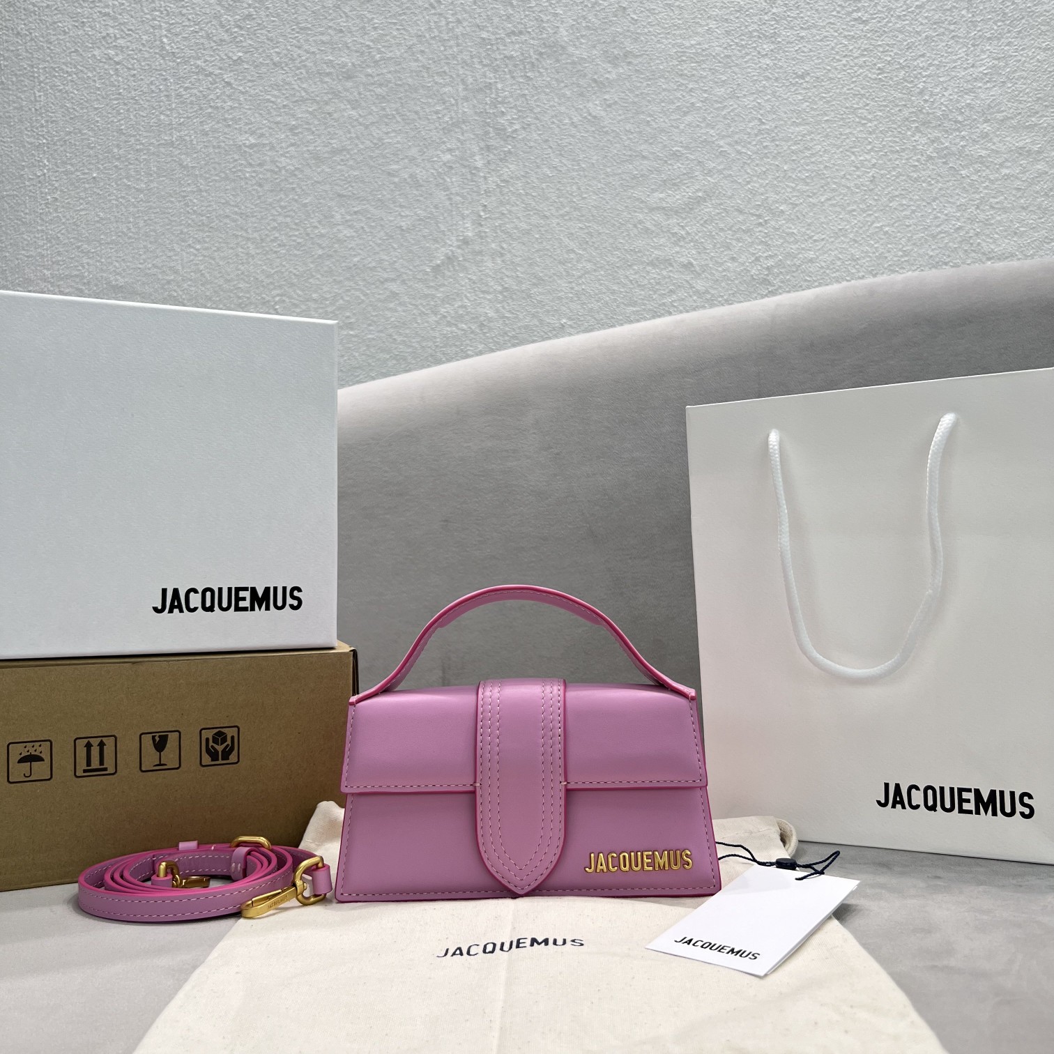 Most Desired
 Jacquemus Crossbody & Shoulder Bags Cheap High Quality Replica
 Gold Pink Chamois Fall/Winter Collection Mini