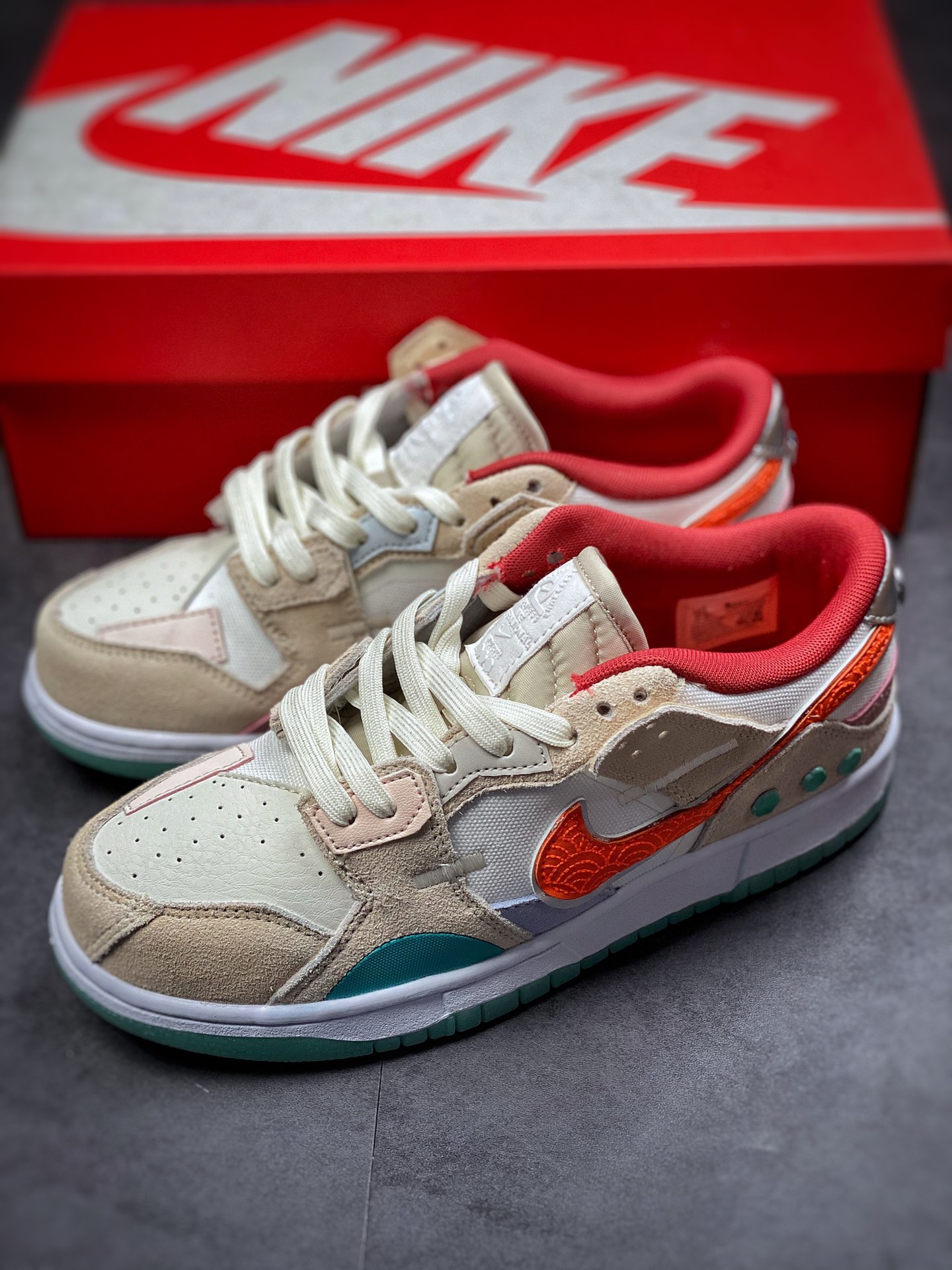 280 Nike SB Dunk SCRAP 彩色拼接缝 系列休闲气垫板鞋 DQ4975-181-莆田鞋,莆田鞋货源,高仿鞋,高仿鞋货源,安福档口,莆田高仿鞋,莆田鞋批发,高仿鞋批发,莆田高仿运动鞋,高仿运动鞋,莆田运动鞋 280 Nike SB Dunk SCRAP 彩色拼接缝 系列休闲气垫板鞋 DQ4975-181