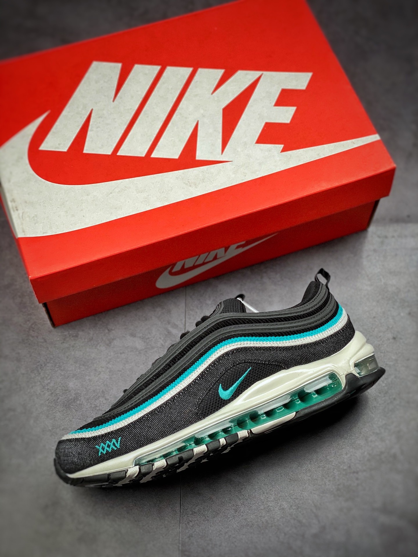 240 AIR MAX 97 黑蓝平台特供DN1893-001-莆田鞋,莆田鞋货源,高仿鞋,高仿鞋货源,安福档口,莆田高仿鞋,莆田鞋批发,高仿鞋批发,莆田高仿运动鞋,高仿运动鞋,莆田运动鞋 240 AIR MAX 97 黑蓝平台特供DN1893-001
