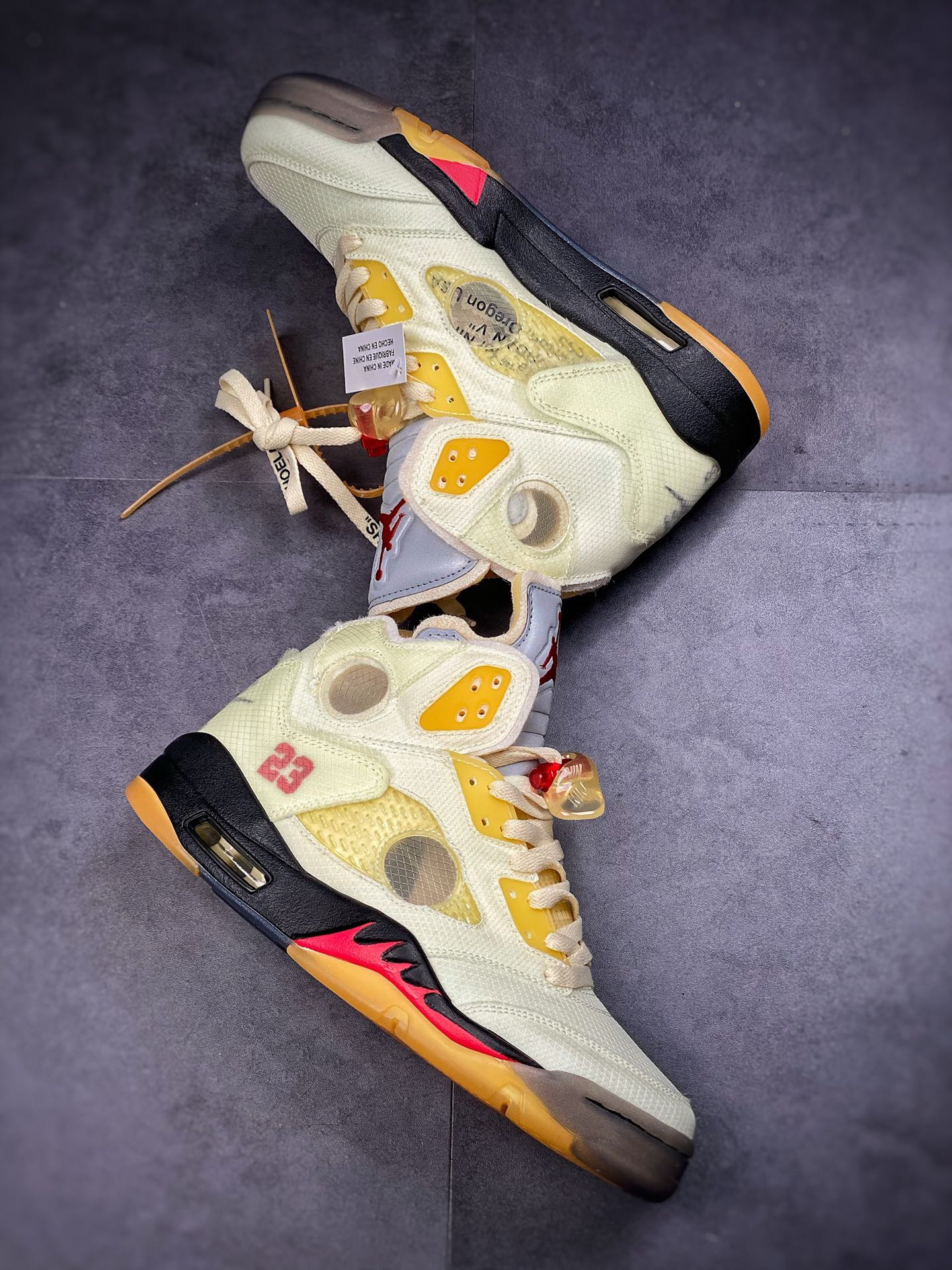 400 Air Jordan 5 x off white 联名款 AJ5 ow 乔丹5代篮球鞋/联名浅黄 DH8565-100