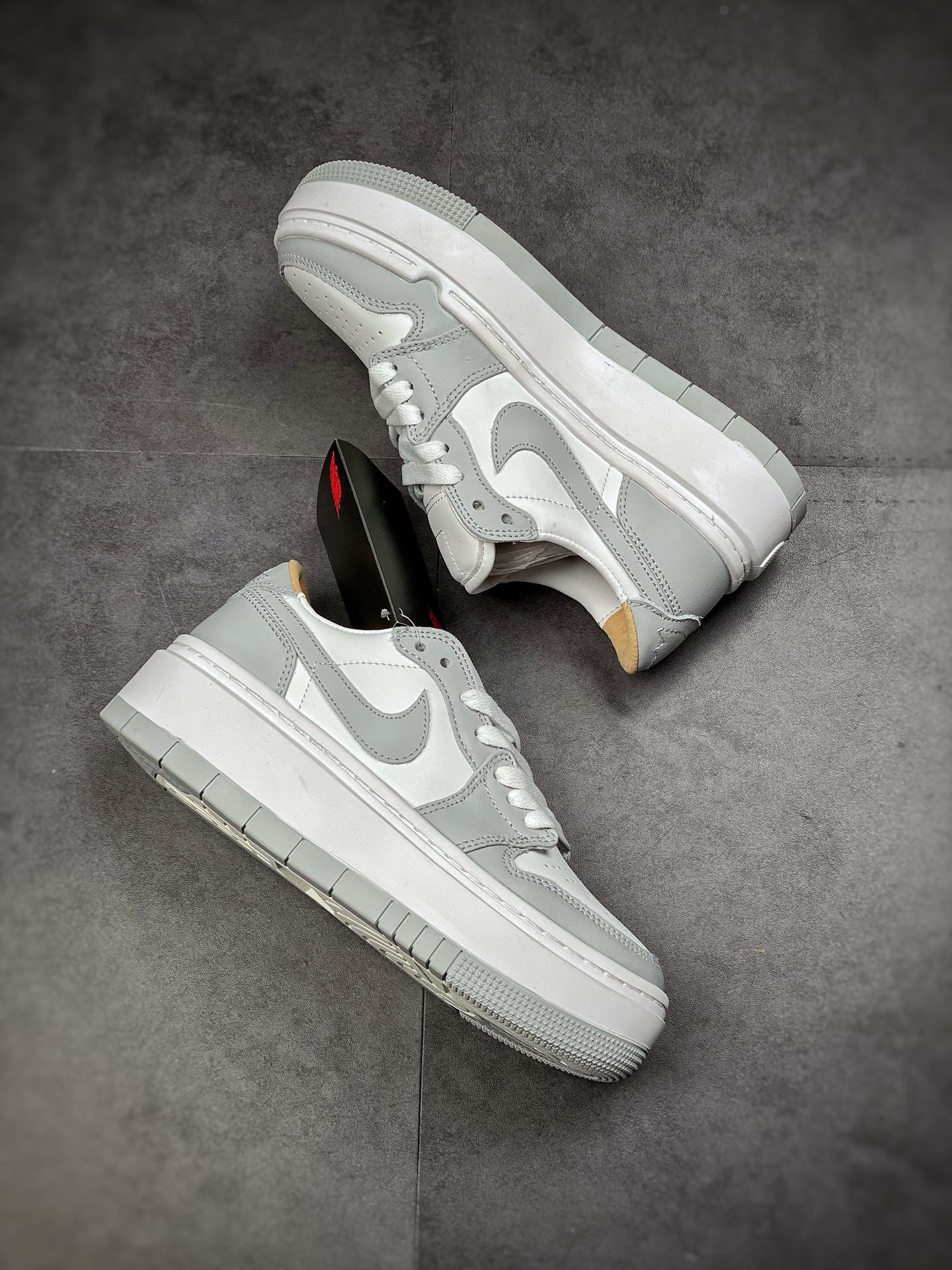 180  Air Jordan 1 Elevate Low SE”Wolf Grey” 烟灰配色 DH7004-100