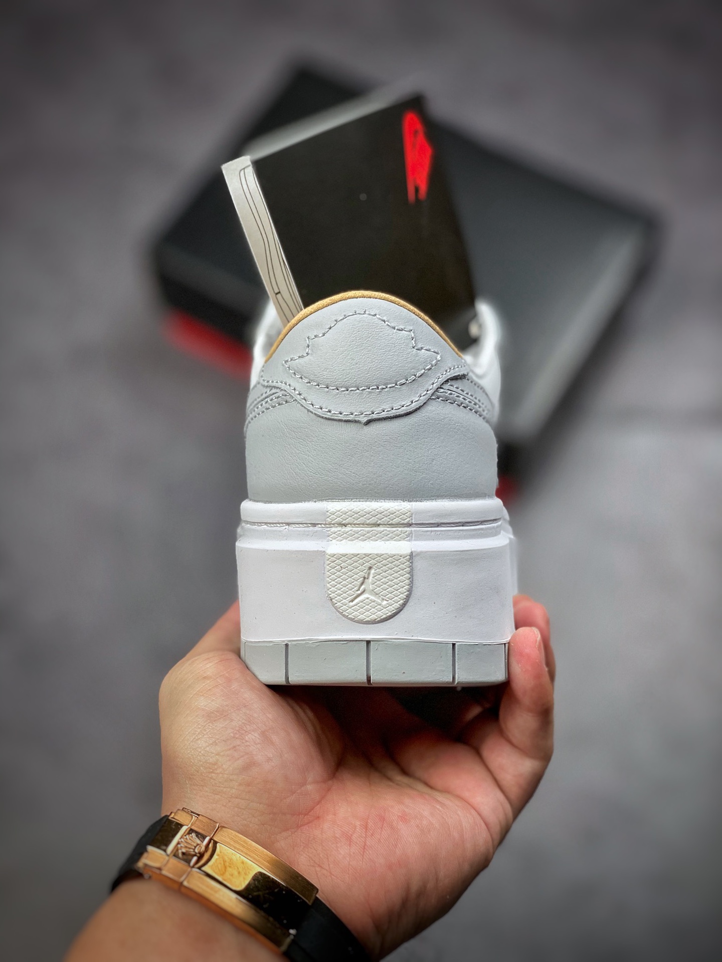 180  Air Jordan 1 Elevate Low SE”Wolf Grey” 烟灰配色 DH7004-100