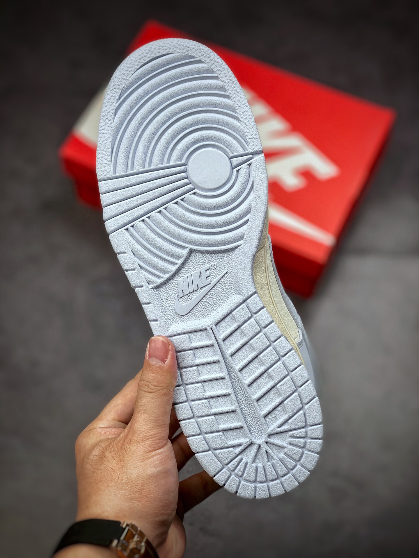 260  Nike Dunk Low Retro 丹青 经典配色原装皮料板鞋 DD1896-108