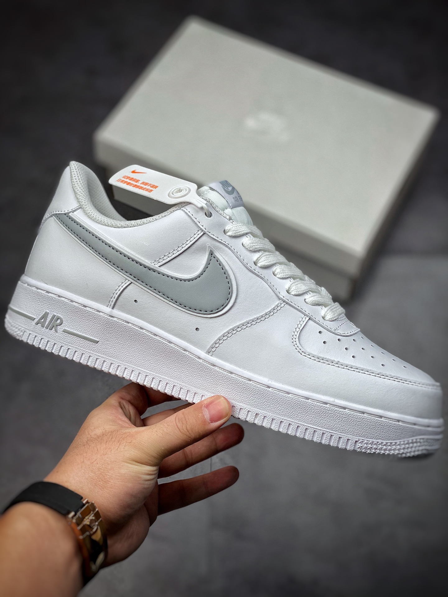 200  Nike Air Force 1 Low 07 白灰 原楦头原纸板打造纯正空军版型 AO2324-106