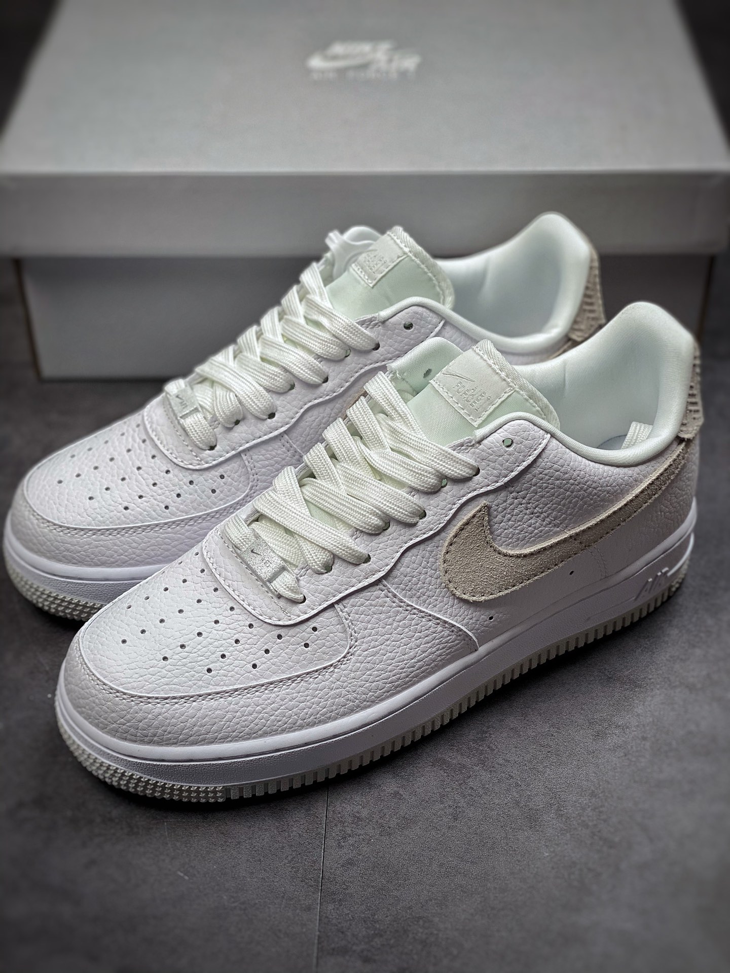 220  Nike Air Force 1 Low 07 白灰翻毛钩 原楦头原纸板 打造纯正空军版型 CN2873-100