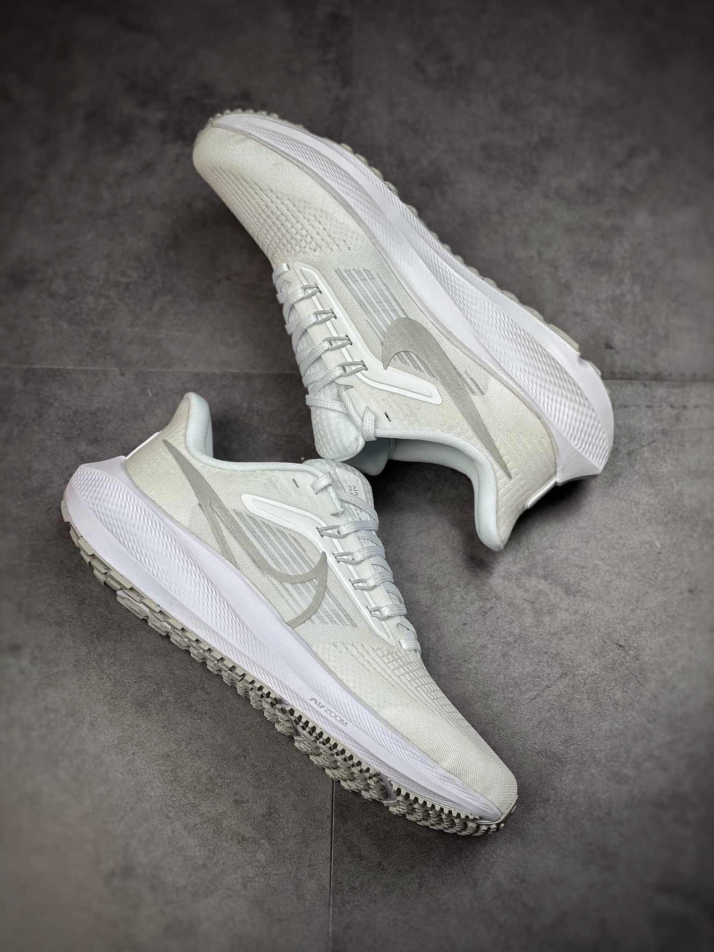 190  耐克Nike Zoom Pegasus 39代 超级飞马涡轮增压马拉松休闲运动慢跑鞋DH4071-100