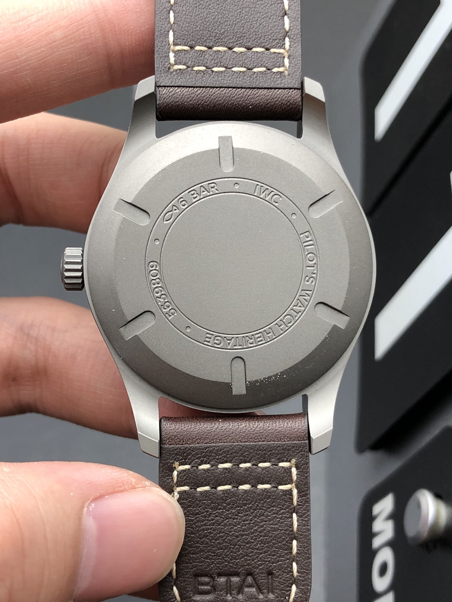 IWC V7 钛壳马克十八