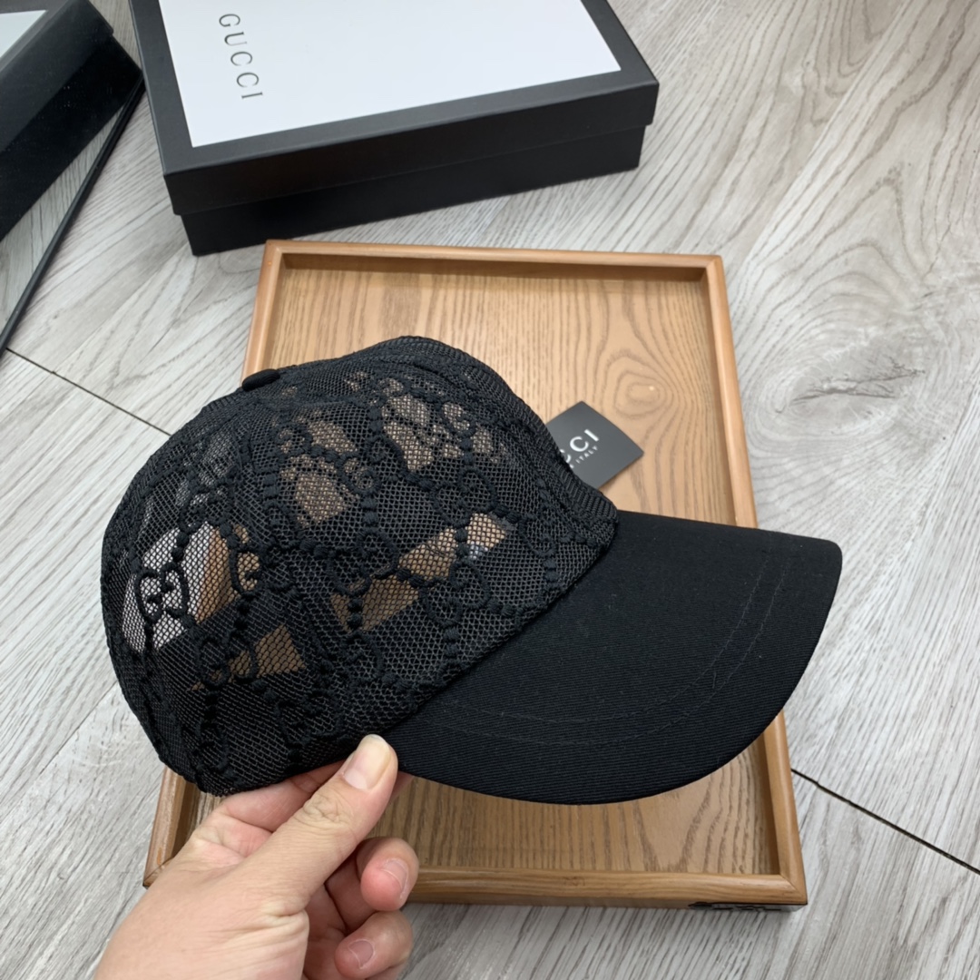 。G家。【配防尘袋】新品棒球帽！材质：纯棉！透气性好！春天挡风，夏天防晒必备单品！颜色大气！款式新颖别致