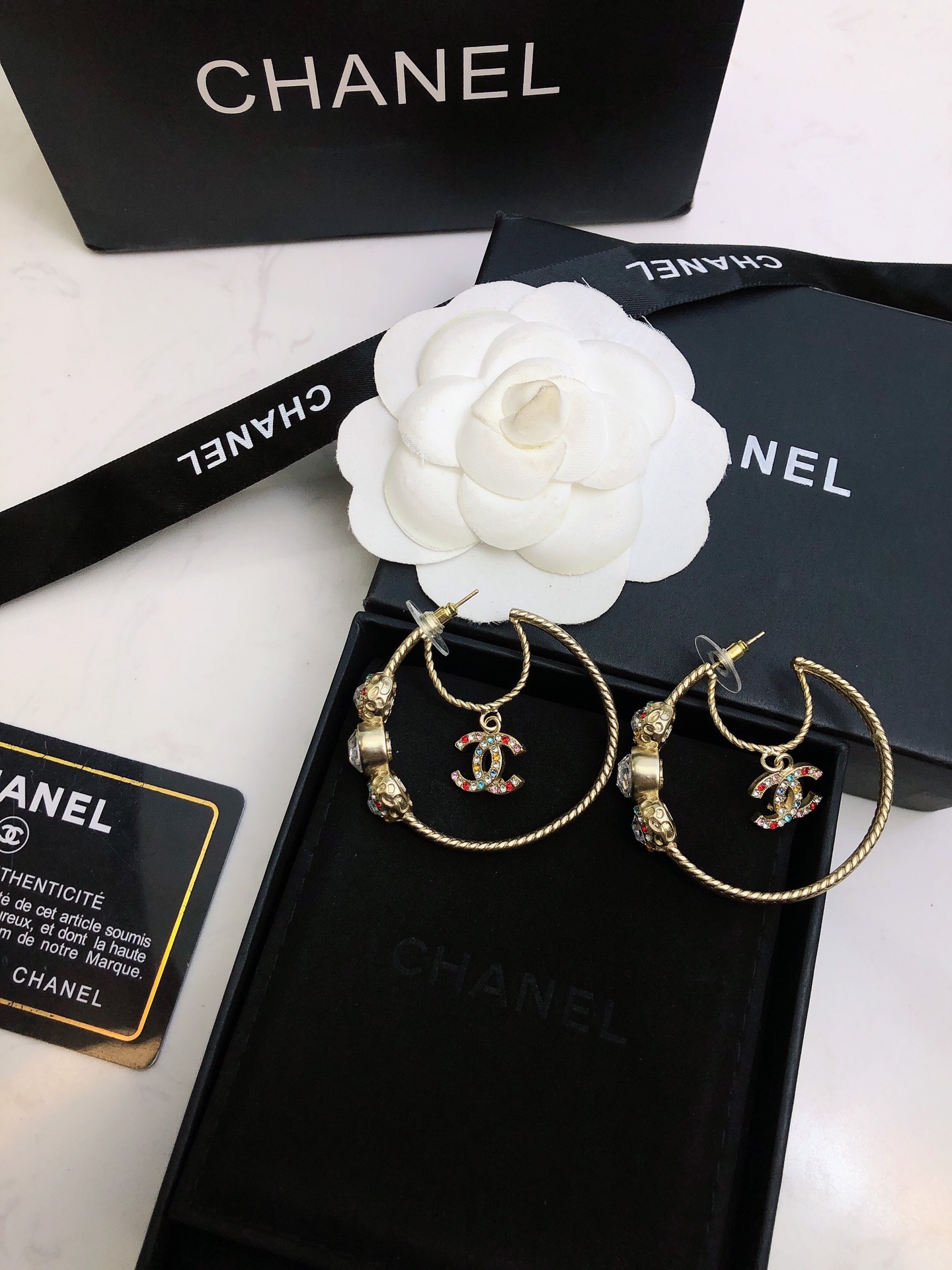 chanel gold pearl cc hoop earrings