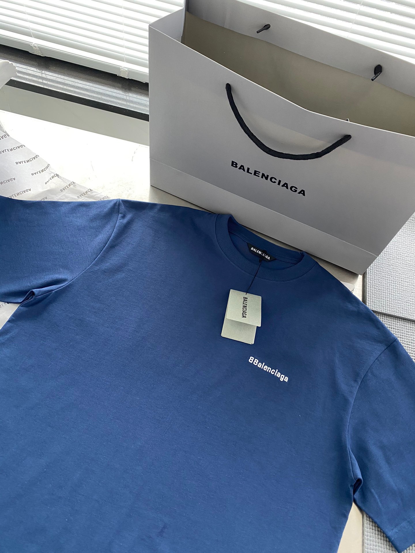발렌시아가 여성 반팔 129801 Balenciaga T Shirt 썸네일 이미지