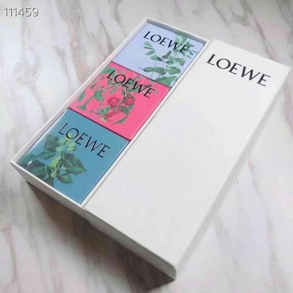 Loewe Scented Soap Set - Blue Cypress, Tomato Leaves, Oregano (3 x 150g) 2 i1649672691 8215 1