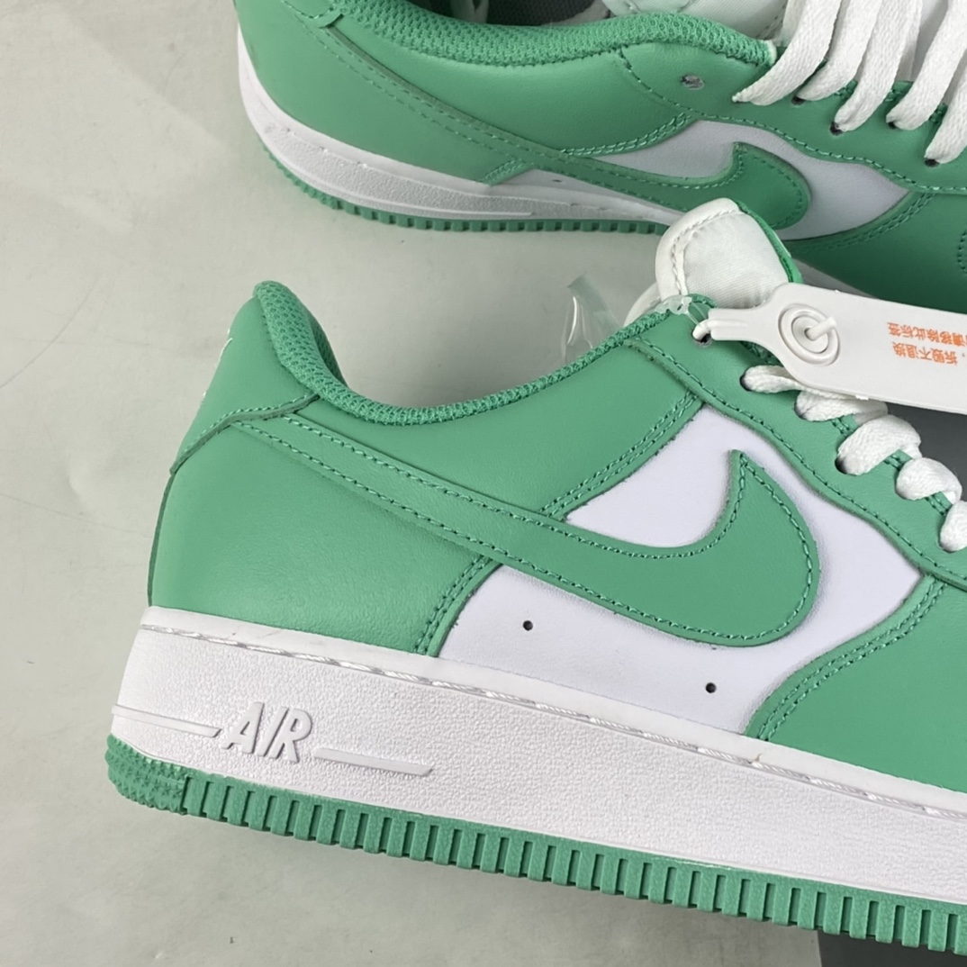 P240  Nk Air Force 1’07 Low  空军一号低帮运动休闲板鞋 BS8871-104