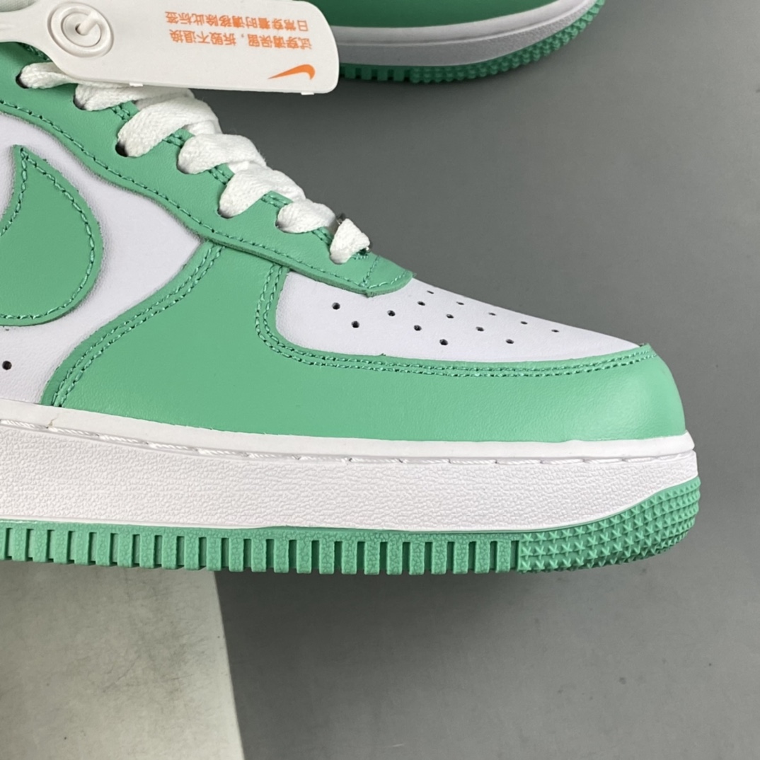 P240  Nk Air Force 1’07 Low  空军一号低帮运动休闲板鞋 BS8871-104