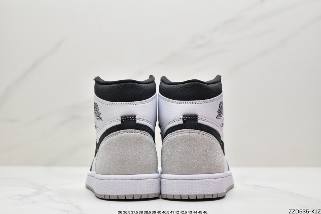250 Nike Air Jordan 1 Retro High OG”Yellow Toe”AJ1代经典复古篮球鞋555088