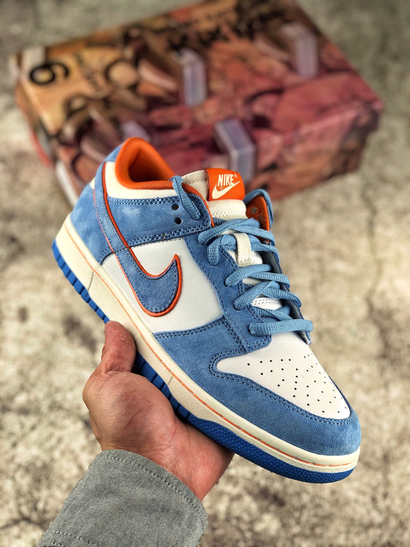 本地自取 终端放货
Otomo Katsuhiro x Nike SB Dunk Low 