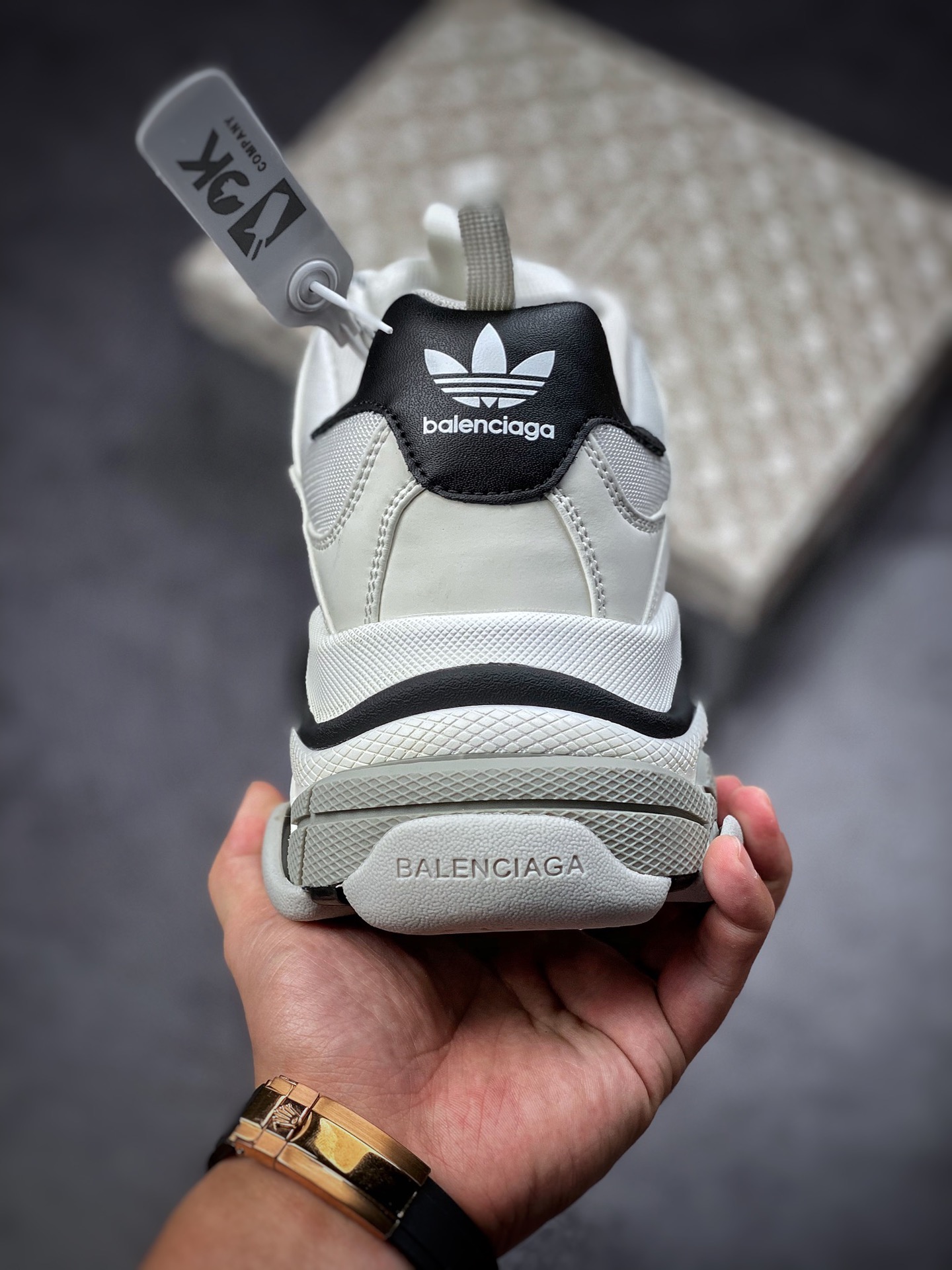 560 巴黎世家X阿迪达斯 1.0原底八层组合 距离adidas x GUCCI联名公布-莆田鞋,莆田鞋货源,高仿鞋,高仿鞋货源,安福档口,莆田高仿鞋,莆田鞋批发,高仿鞋批发,莆田高仿运动鞋,高仿运动鞋,莆田运动鞋 560 巴黎世家X阿迪达斯 1.0原底八层组合 距离adidas x GUCCI联名公布